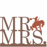 Photo Sculpture M. & Mme Bronco Cake Topper<br><div class="desc">Célébrez votre pays ou votre mariage rouge avec ce plateau de gâteau amusant. Il est écrit "M. Mme" avec un cocon cabotant surmonté d'un cow-boy entre eux. Contactez-moi pour que cette garniture de gâteau soit customisée avec vos couleurs mariages.</div>
