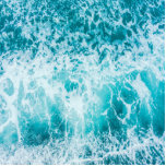 Photo Sculpture Vagues tropicales de l'océan bleu<br><div class="desc">vagues océaniques bleu cool abstraite nature motif,  mer tropicale estivale et vagues océaniques le meilleur cadeau pour les amoureux de la mer et de l'océan. Cool Blue océan vague d'été aventure de surf. Découverte de la vague tropicale d'été.</div>