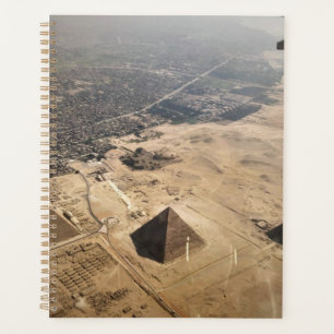 photographie aérienne des pyramides d'Egypte