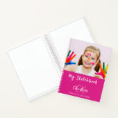 Photographie de carnet de croquis monogramme rose  (Intérieur)