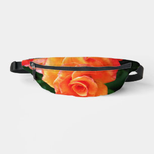 Photographie de rose orange vibrante