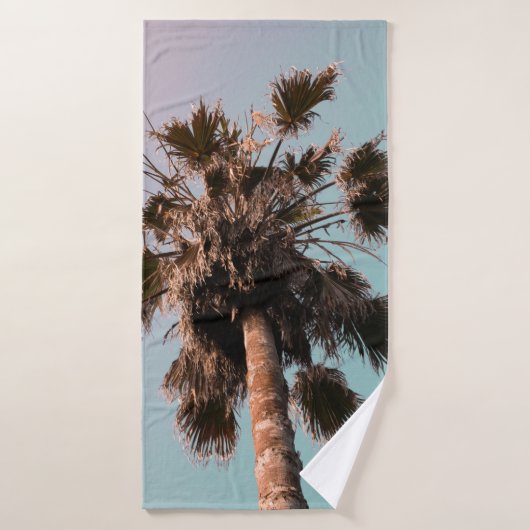Photographie en angle bas du plante de palme (Serviette de bain)