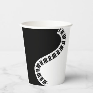 Piano-muziektoetsenbord papieren bekers