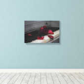 Pianosleutels met een rode roze canvas afdruk (Insitu (Houten vloer))