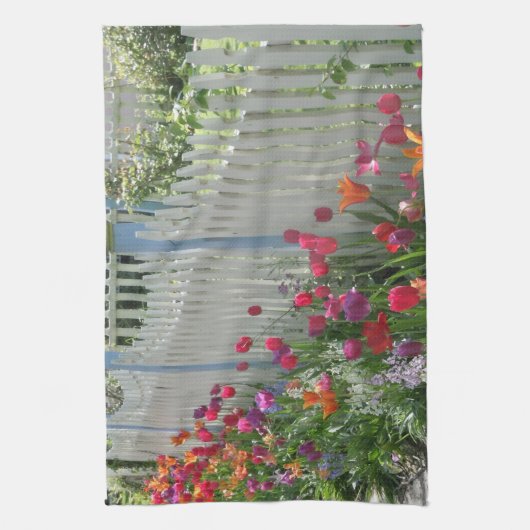 Picket Blanc clôture avec serviette de cuisine Tul (Vertical)