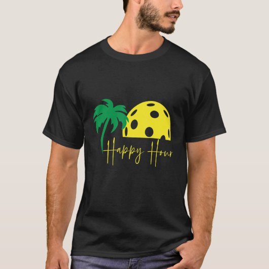 Pickleball HAPPY HOUR Grote Zonsondergang Palmboom T-shirt (Voorkant)