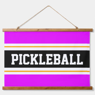 PICKLEBALL Helder Roze Geel Zwart Racing Stripes Hangend Wandkleed