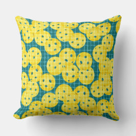 Pickleball is Life - Geel op Blauwgroen Kussen