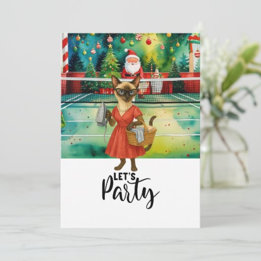 Pickleball kat Huisvrouw Kerstmis Let's Party Kaart (Staand voorkant)
