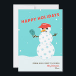 Pickleball Noël Humoristique Carte Snowman<br><div class="desc">Votre famille et vos amis auront un petit coup de coeur quand ils verront cette carte de vacances pour bonhomme de neige! En rouge,  bleu et blanc. Le texte sous le bonhomme de neige est personnalisable. Une partie d'une collection de Parcel Studios.</div>