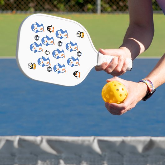 Pickleball Paddle Cute Penguins (Insitu)
