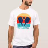 Pickleball Paddle en Ball kleurrijk T-shirt (Voorkant)