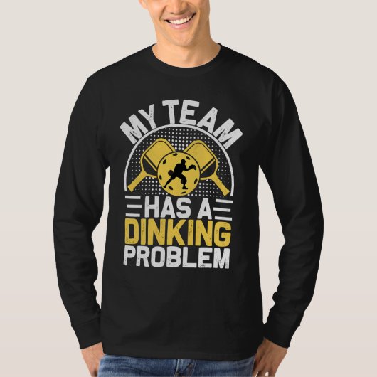 Pickleball Sport Saying Drinking Problem Men's Pic T-shirt (Voorkant)