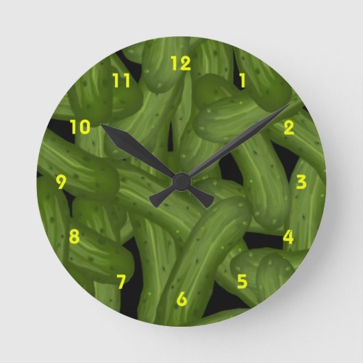 Pickles Wall Clock Ronde Klok (Voorkant)