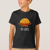 Pie-lates Funny Food Pie Pun Dark BG T-shirt (Voorkant)