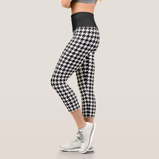 Pied de fond noir et blanc Capri Leggings yoga (Gauche)