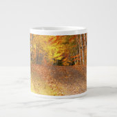 Piek Herfst Foliage Season in de U. P. Jumbo Beker (Voorkant)