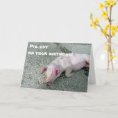 Pig dehors sur votre carte d'anniversaire (Fleur jaune)