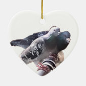 Pigeon pair en Flowers Keramisch Ornament (Achterkant)