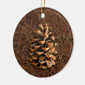 Pijn-kloon op gedode naalden keramisch ornament (Links)
