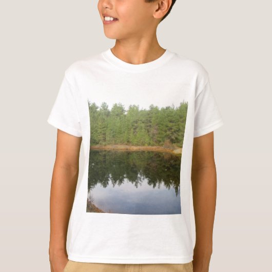 Pijnboomreflectie-meer T-shirt (Voorkant)