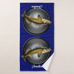 Pikes de Walleye sur Arrière - plan bleu profond