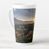Pikes Peak Sunset Haze Latte Mug (Angle gauche)