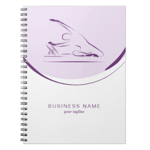 Pilates zeemeermin pose op de reformer Kleur Notitieboek