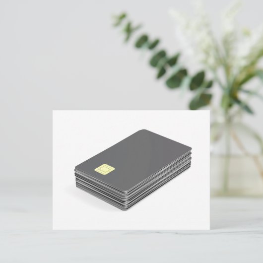 Pile avec les cartes en plastique vierges avec la (Debout devant)