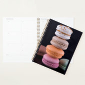 Pile coloré de macarons français (Devant avec enveloppe)