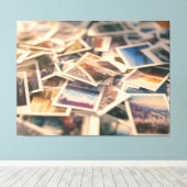 Pile of Vintage Photographs Canvas Afdruk (Insitu (Houten vloer))