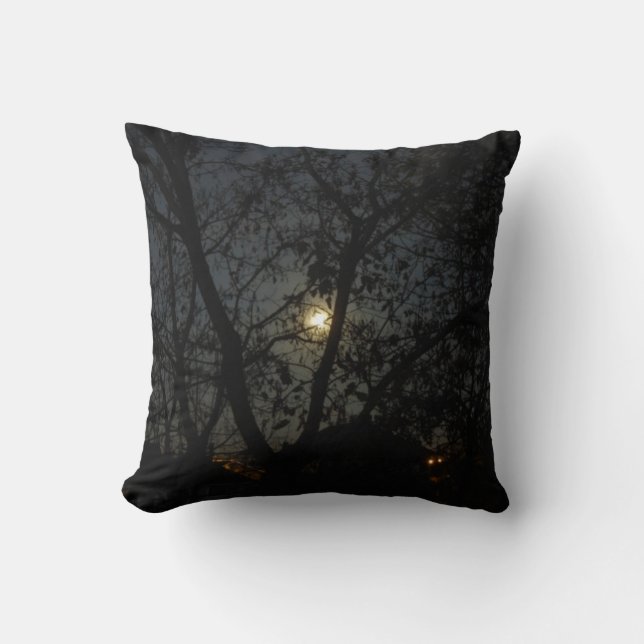 Pillow - Morning Full Moon Kussen (Voorkant)