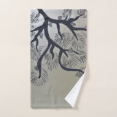 Pin moderne et cônes de pins (Serviette à main)