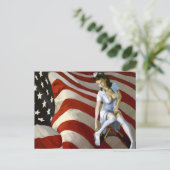 pin-up des années 40, carte postale (Debout devant)