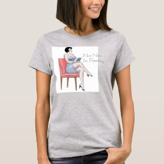 Pin Up Girl Reading, T-shirt voor vrouwen