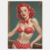 Pin-Up met rood haar en erwtenbikini Magneet (Voorkant)