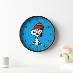 pinda's Snoopy balanceert his Dog Dish
