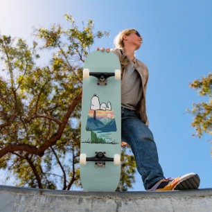 pinda's Snoopy Dog House Go Wild Skateboard
