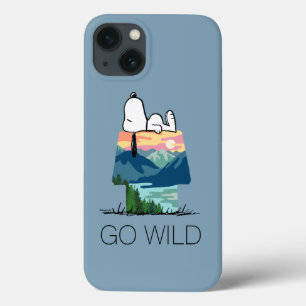 pinda's Snoopy Dog House Sunrise iPhone 13 Hoesje