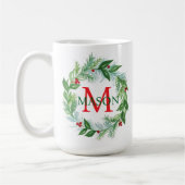Pine Berries Wreath Monogramme de café de Noël Mug (Gauche)
