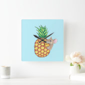 Pineapple Pika neemt een Chomp Aqua Vierkante Klok (Huis)