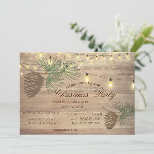 Pinecones, Hout, String Lights kerst Kaart (Staand voorkant)