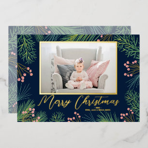 Pines Berries Navy Blue Kerstfoto Folie Feestdagenkaart