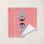 Pingouins avec Cravates à points rouges Polka sur  (Gant de toilette)