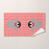 Pingouins avec Cravates à points rouges Polka sur  (Serviette à main)