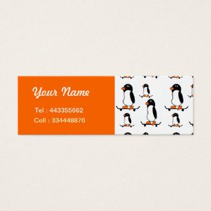 Pingouins faisants de la planche à roulettes
