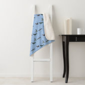 Pingouins mousseux couverture Sherpa (bleu clair) (En situation)