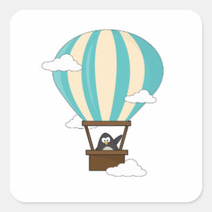 Pinguïn in luchtballon en wolken vierkante sticker