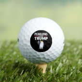 Pinguïns Flippers Omhoog Verzetten Zich Tegen Trum Golfballen (Insitu Shirt)