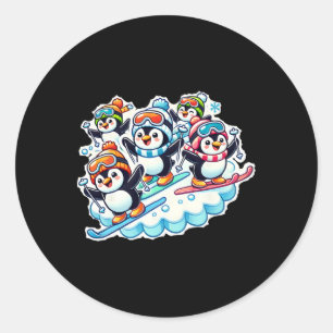 Pinguïns skiën in sneeuwuitrusting en genieten van ronde sticker